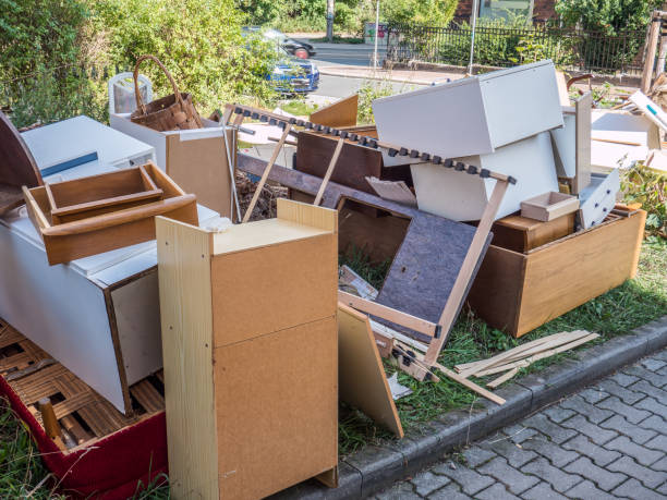 Best Attic Cleanout Services  in Inez, TX